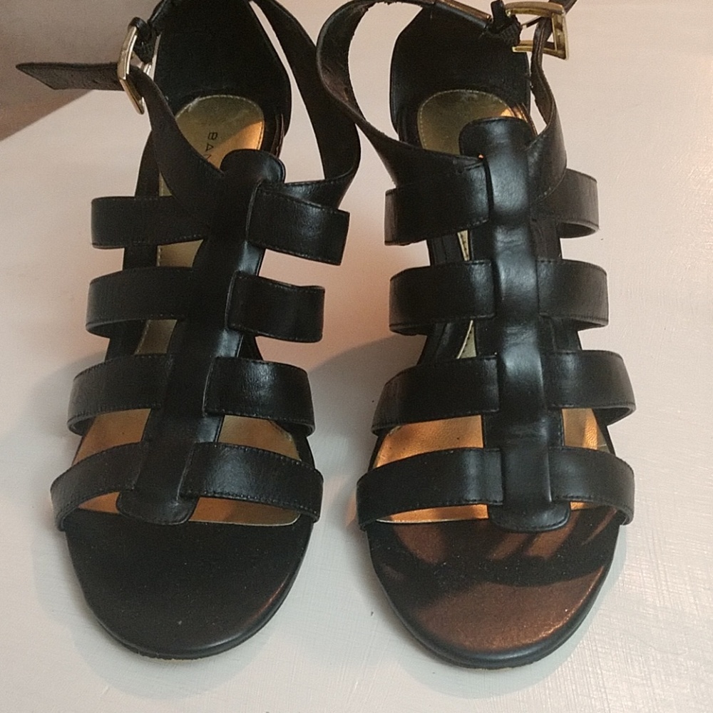 Bandolino Black Leather Sandals